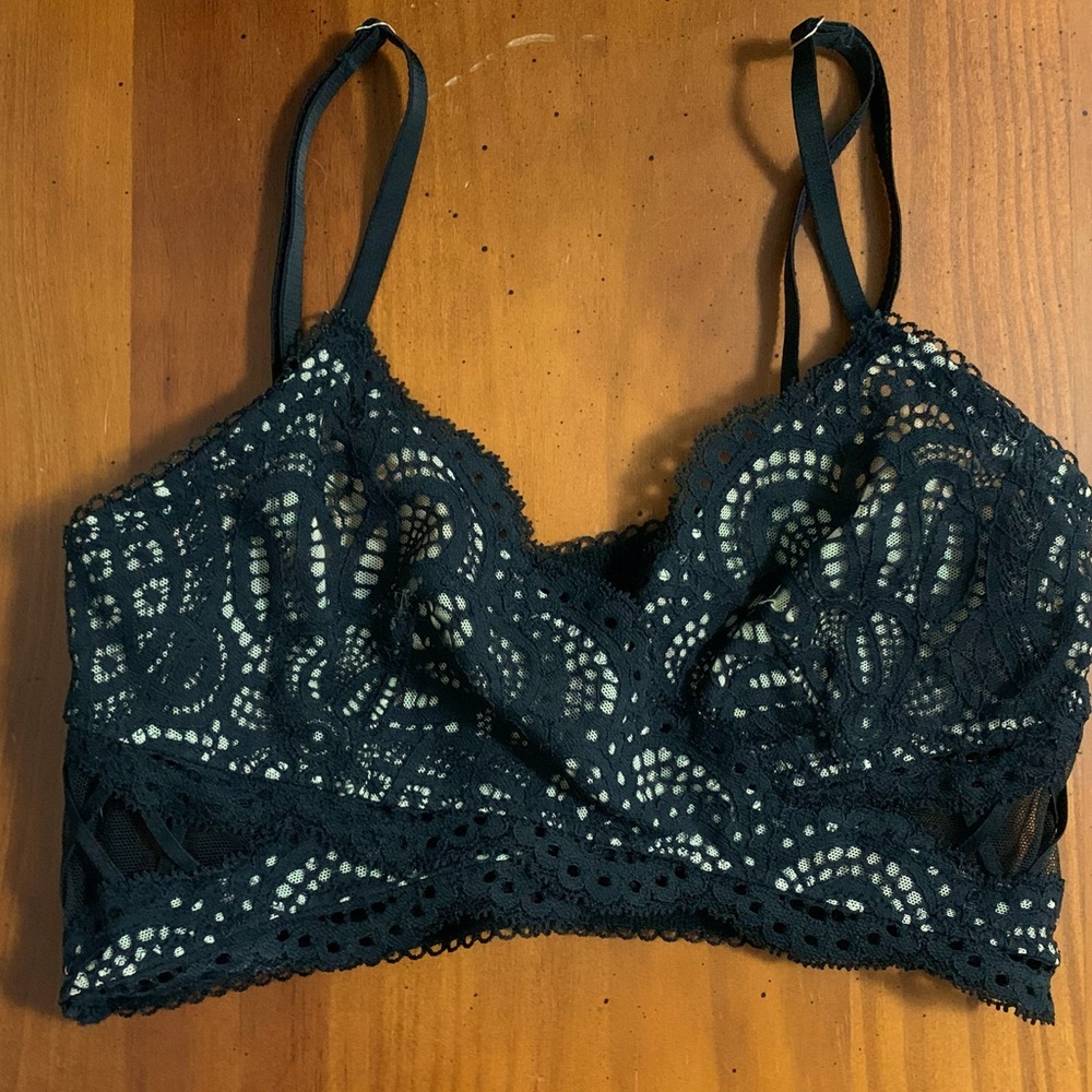 VS lace bralette